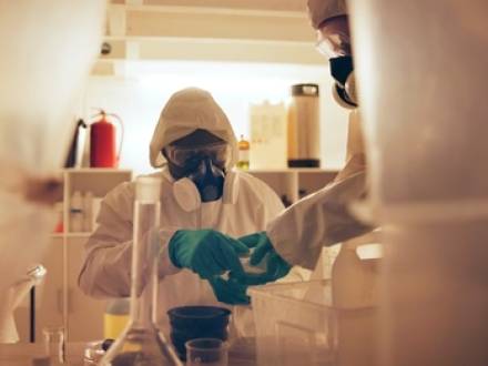 Chicago, IL drug defense attorney